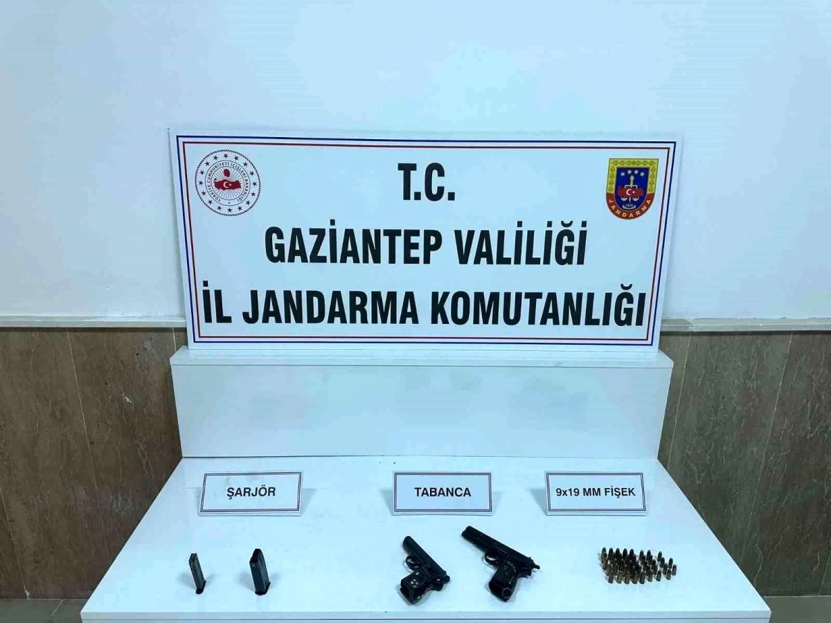 Gaziantep’te Silah Kaçakçılığı Operasyonunda 3 Kişi Tutuklandı
